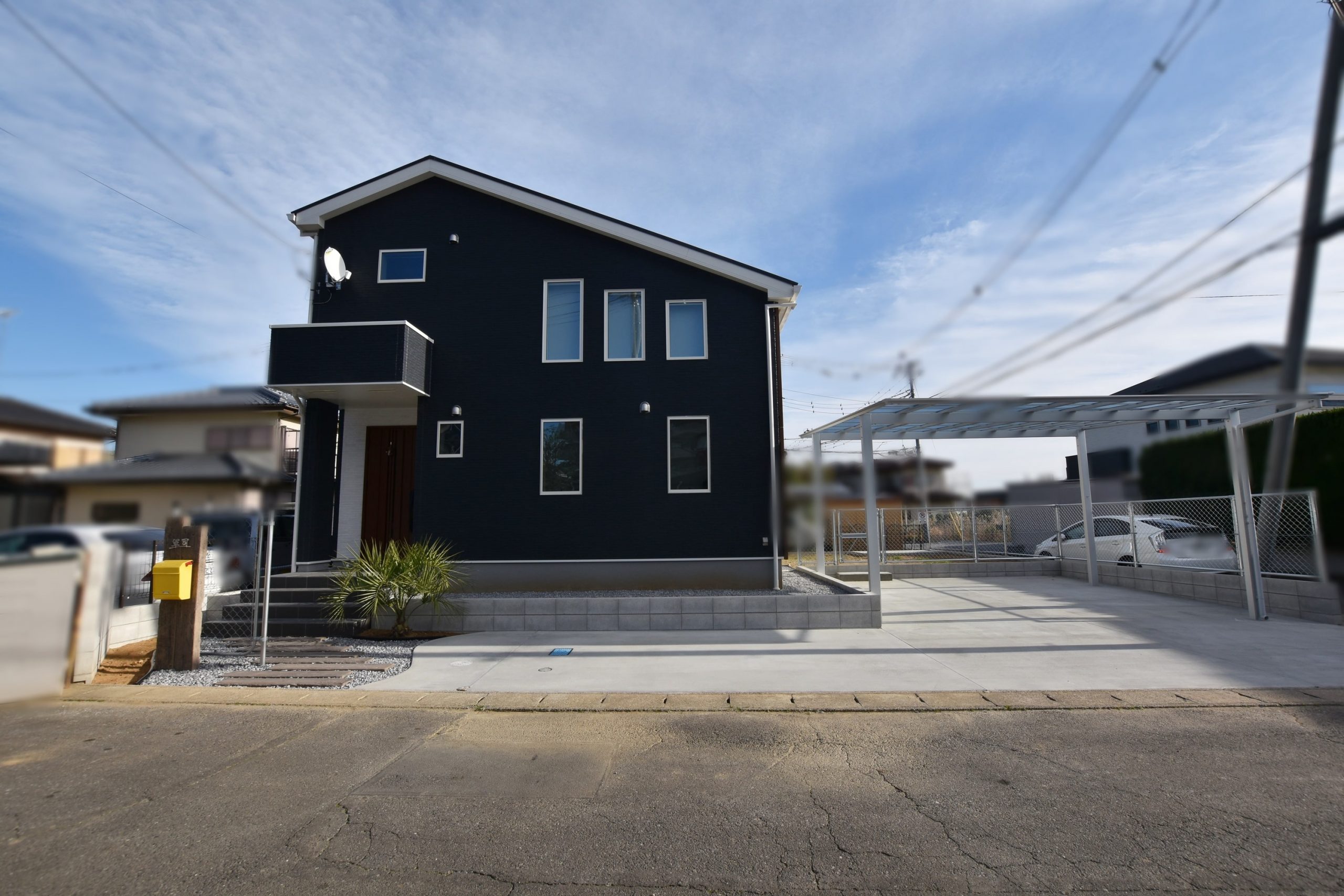 西海岸スタイルのシンプル外構